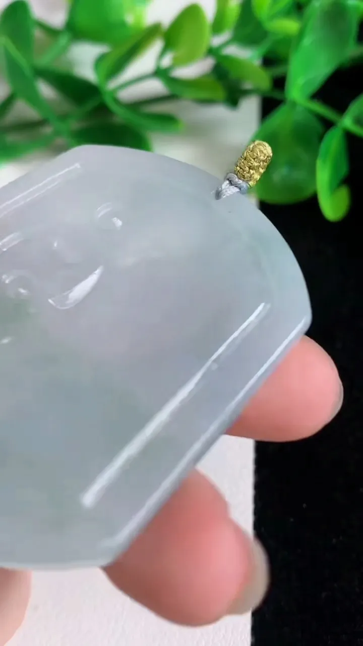 天然A货翡翠山水普贤菩萨吊坠，尺寸52.3-45-5.5，重量:29.19g
6月22日