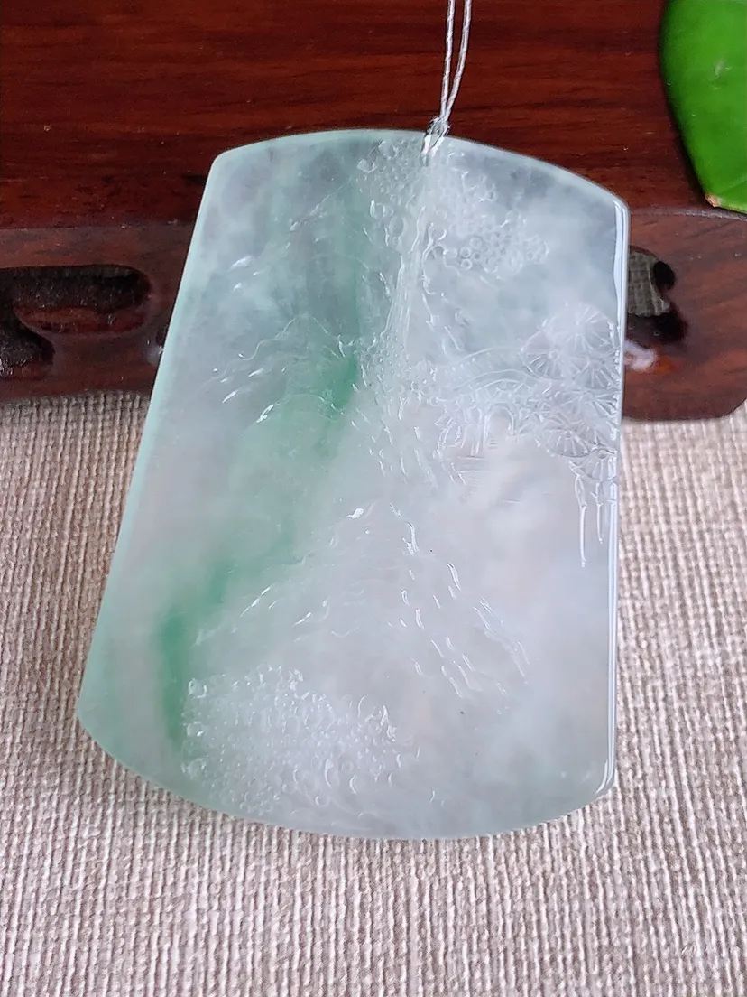 天然A货翡翠飘花意境山水牌吊坠尺寸55×40.2×5.8m量31.08g 0621