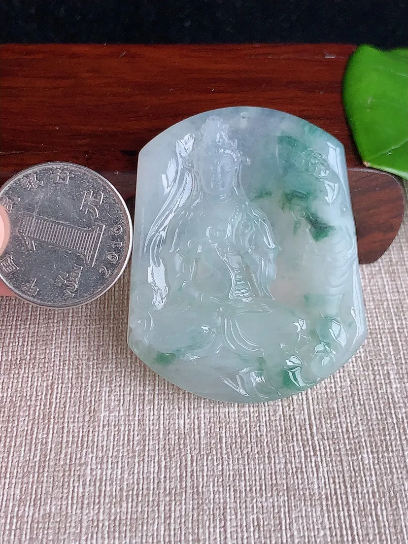 天然A货翡翠飘花普贤菩萨吊坠尺寸51.2×41×5.8m量28.00g 0621