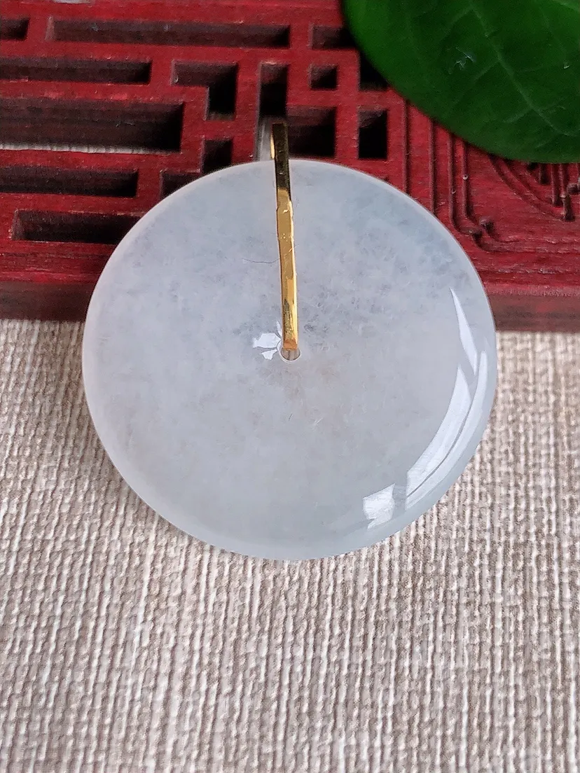 天然A货翡翠18K白月光平安扣吊坠尺寸31.7×4.4m量10.60g 0621