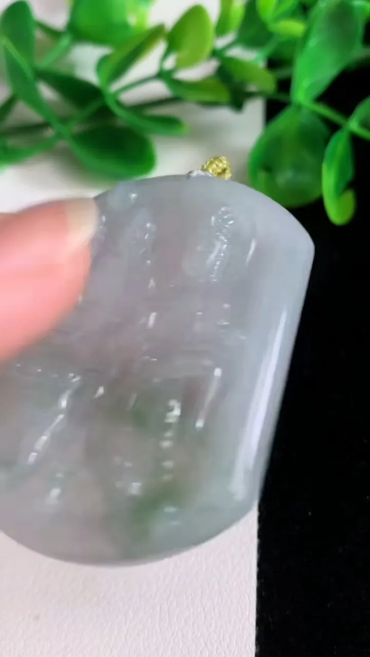 天然A货翡翠山水普贤菩萨吊坠，尺寸52.3-45-5.5，重量:29.19g
6月22日