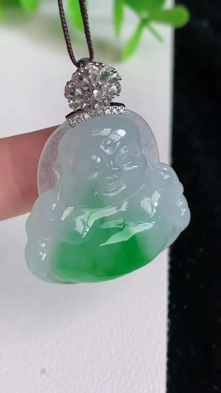 天然A货翡翠佛公吊坠，尺寸33-30.3-6，重量:10.91g
6月23日