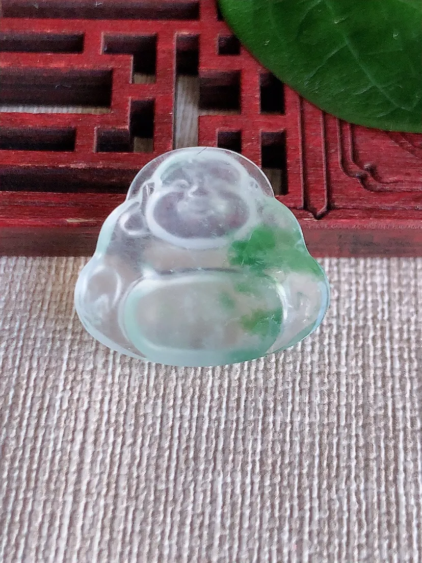 天然A货翡翠冰飘花一刀切佛件尺寸20×23.4×4m量3.18g 0622