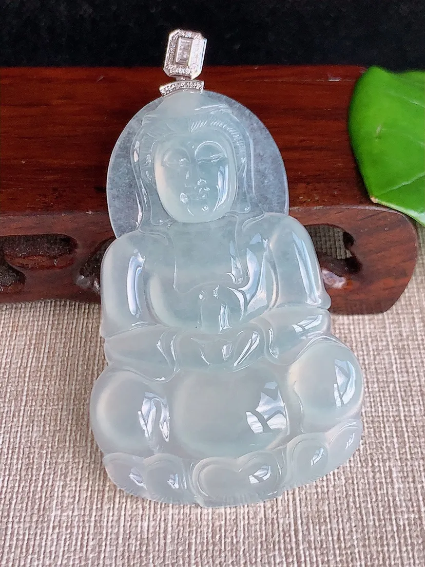 天然A货翡翠18K金伴白月光大正装观音吊坠尺寸73.8×63×40.7×6m量27.72g 0622
