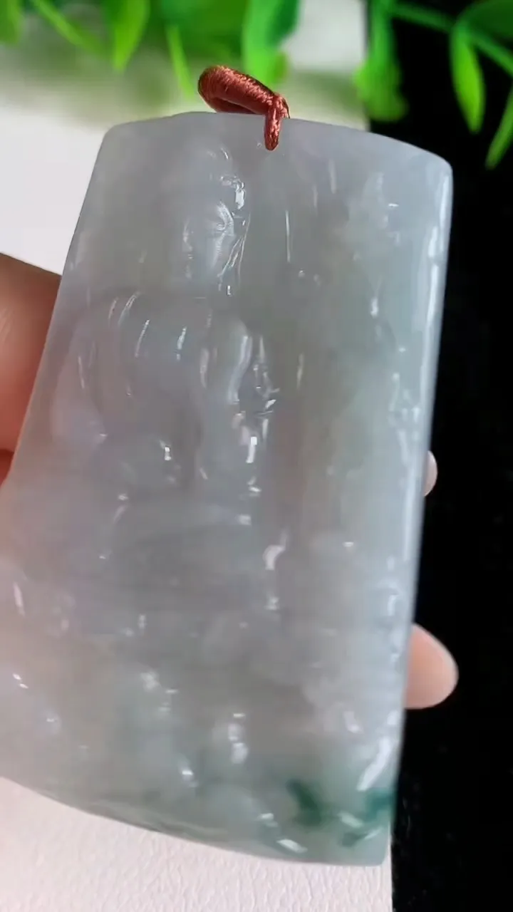 天然A货翡翠阿弥陀佛吊坠，尺寸5498-35.5-5，重量:23.80g
6月24日