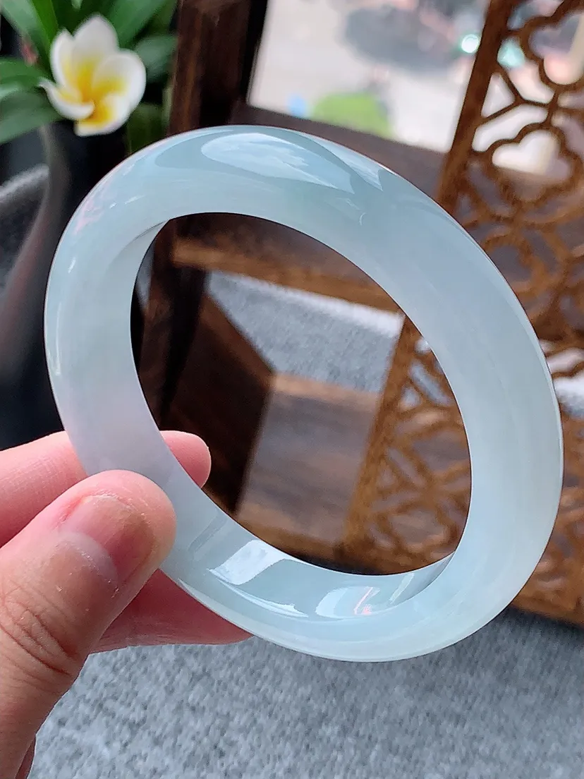 天然A货翡翠正装正圈手镯57-58圈口 尺寸57.8×12×8.8mm 重量64.55g 0622