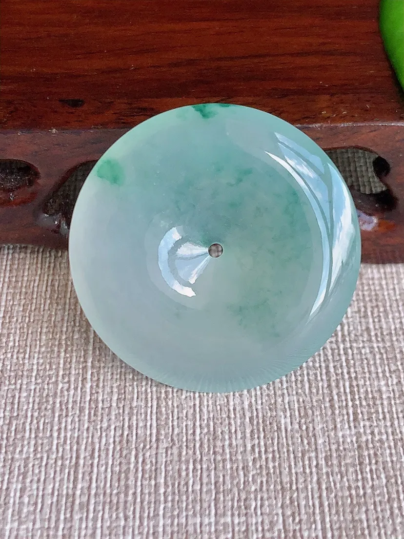 天然A货翡翠飘花大平安扣吊坠尺寸35×5.6m量15.10g 0622