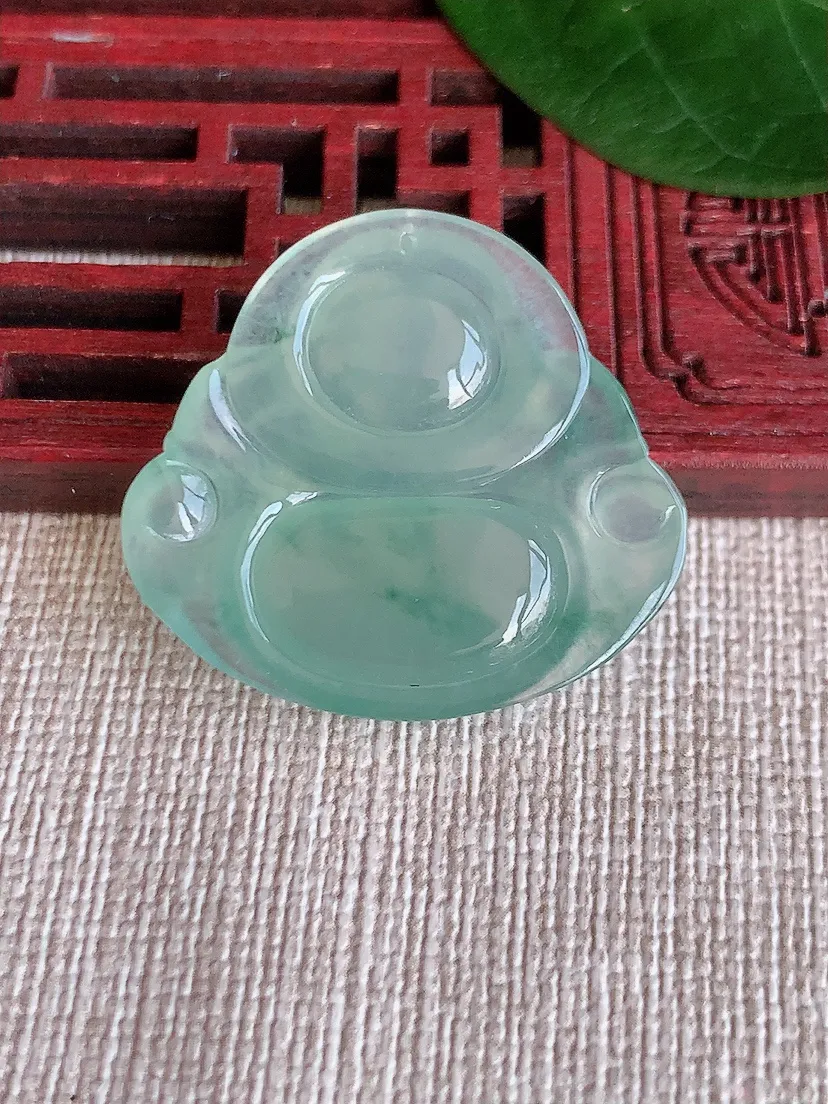 天然A货翡翠飘花佛公吊坠尺寸27×29.6×6m量6.84g 0624
