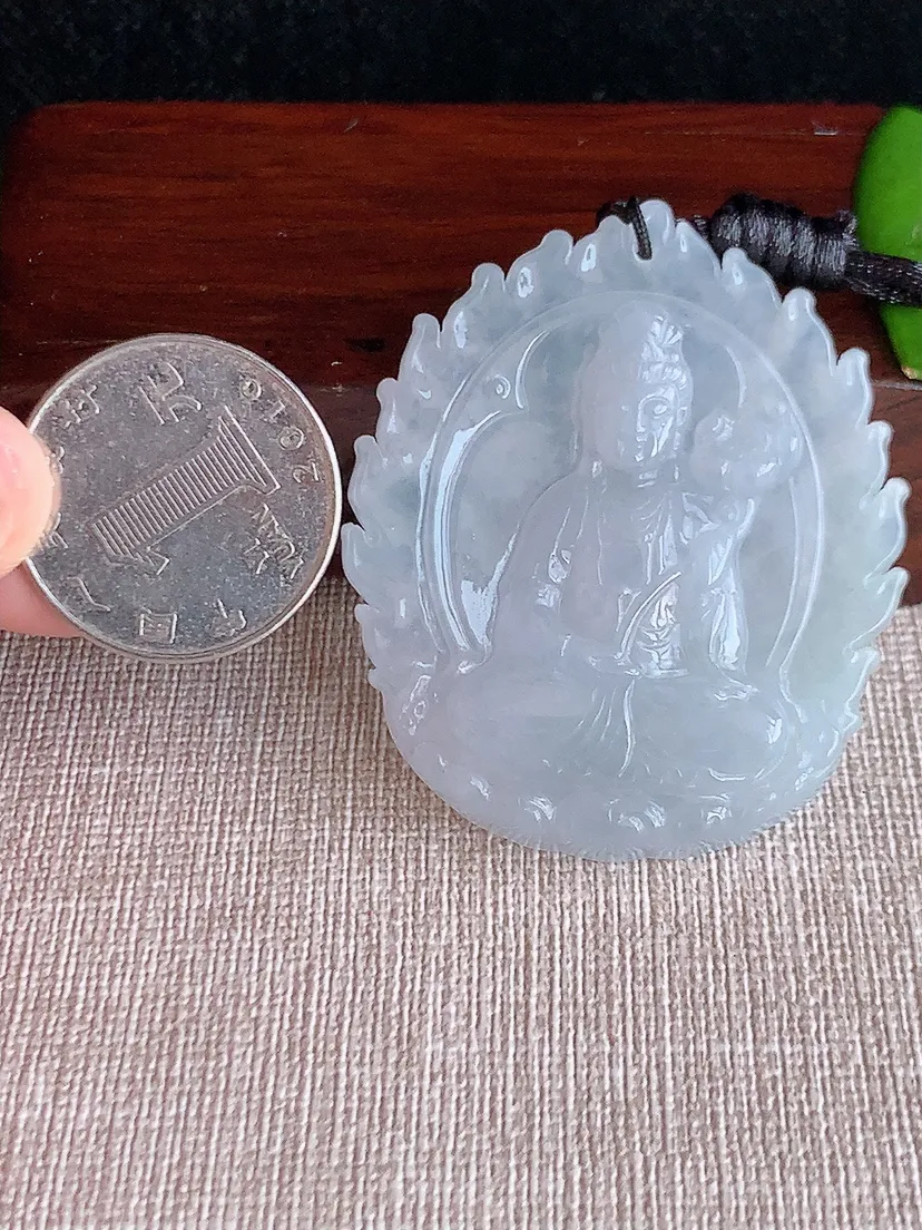 天然A货翡翠大势至菩萨吊坠 尺寸50.4×42.8×5.8m量20.54g 0624