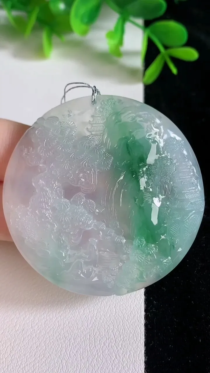 天然A货翡翠山水牌吊坠，尺寸50.8-7，重量:34.28g
6月25日