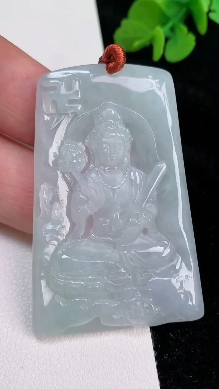 天然A货翡翠虚空藏观音菩萨吊坠，尺寸57.4-38-4.7，重量:24.28g
6月25日