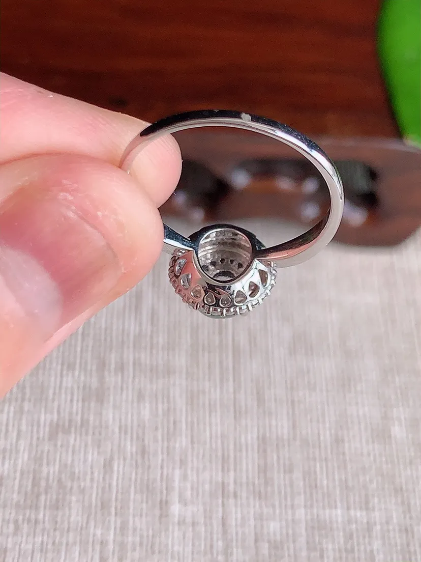 天然A货翡翠18K金伴钻镶嵌满绿蛋面戒指 圈口17.3裸石尺寸6.5mm 重量2.04g 0624