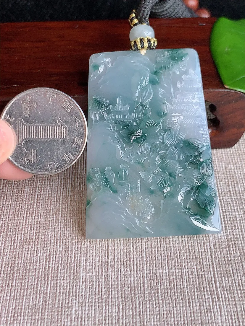 天然A货翡翠飘花意境山水牌吊坠尺寸53.4×37.4×5.2m量31.68g 0624