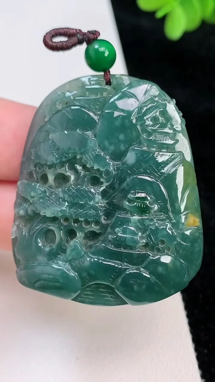 天然A货翡翠蓝水山水牌吊坠，尺寸45-38-12，重:39.76g
6月26日