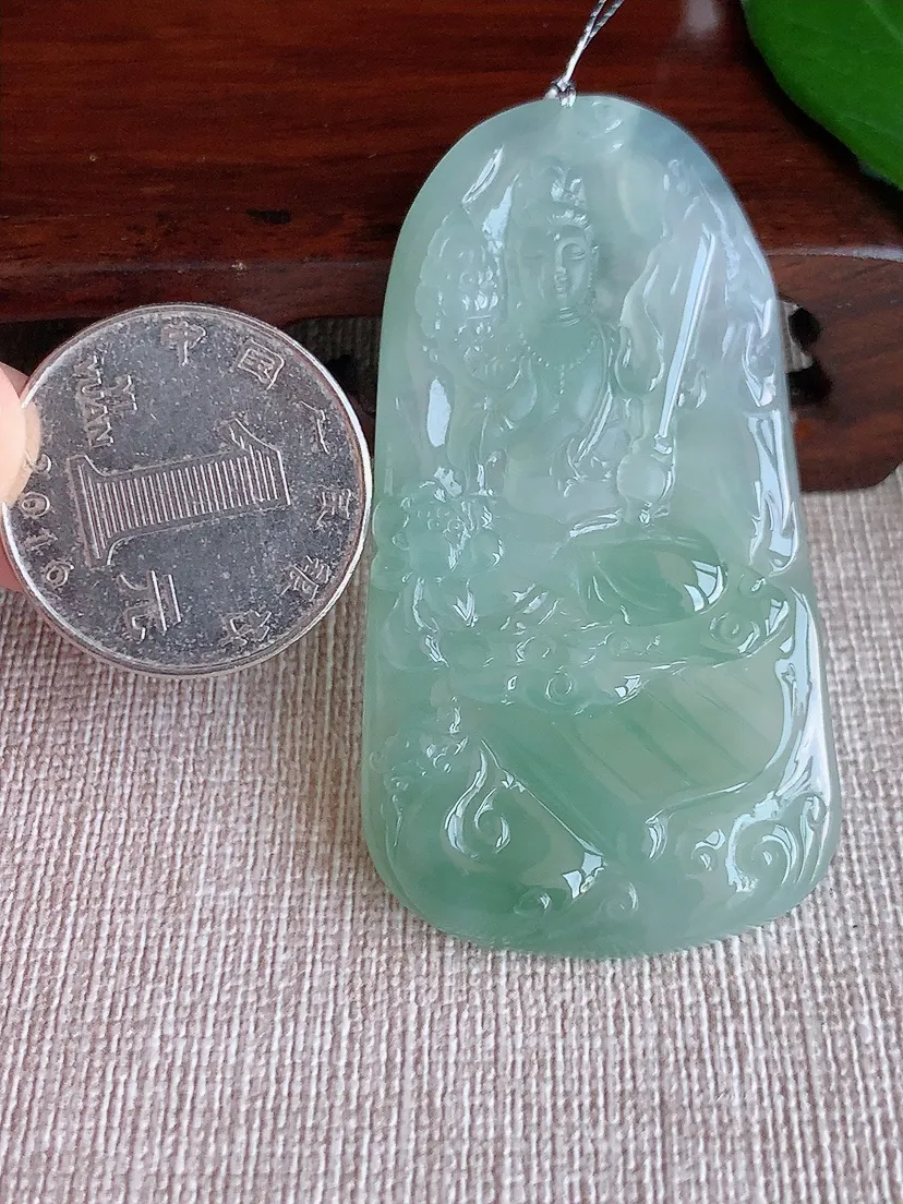 天然A货翡翠晴水虚空藏菩萨吊坠尺寸59×31.4×5.8m量25.26g 0625