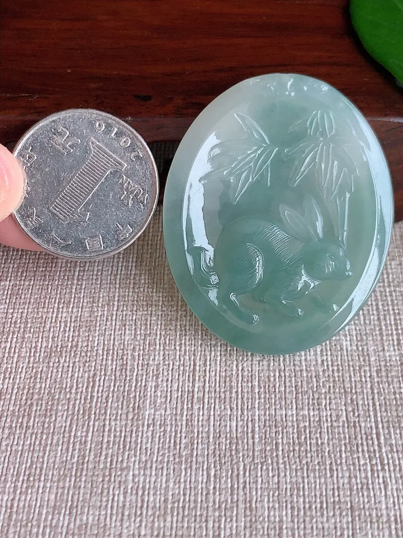天然A货翡翠晴水生肖兔吊坠尺寸45.2×36.6×4.8m量16.48g 0625