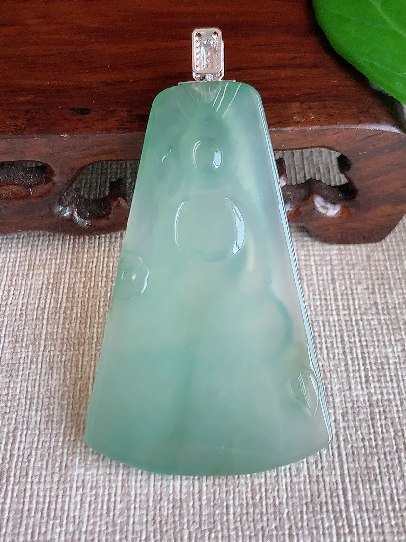 天然A货翡翠18K晴水大势至菩萨吊坠 尺寸61×53×32.3×5.2m量17.40g 0625