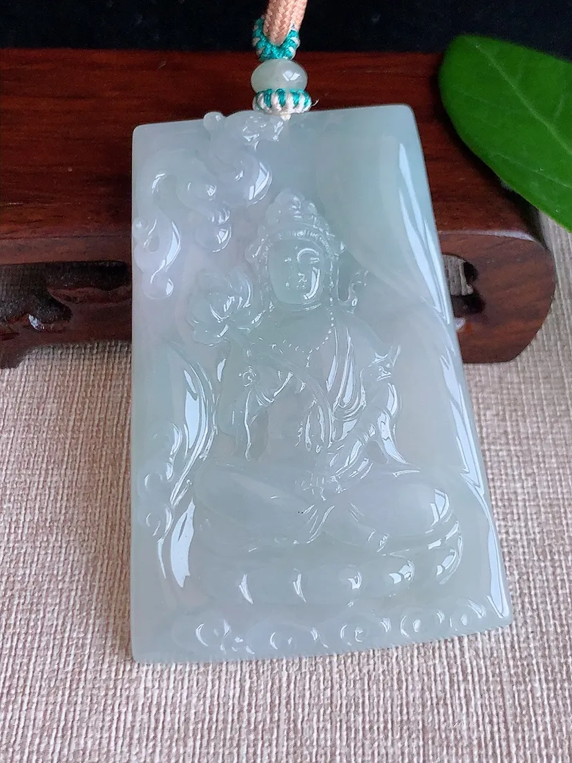 天然A货翡翠大势至菩萨吊坠尺寸66.4×44×5.6m量46.95g 0625