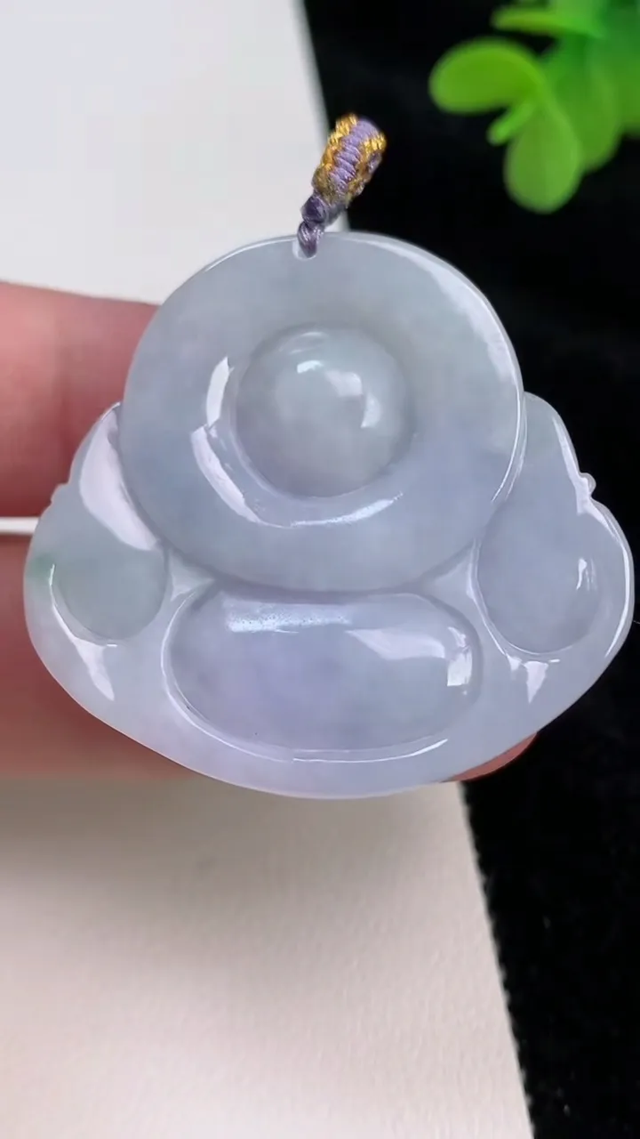 天然A货翡翠紫罗兰佛公吊坠，尺寸37.6-40.5-10.4，重量:25.00g
6月27日
