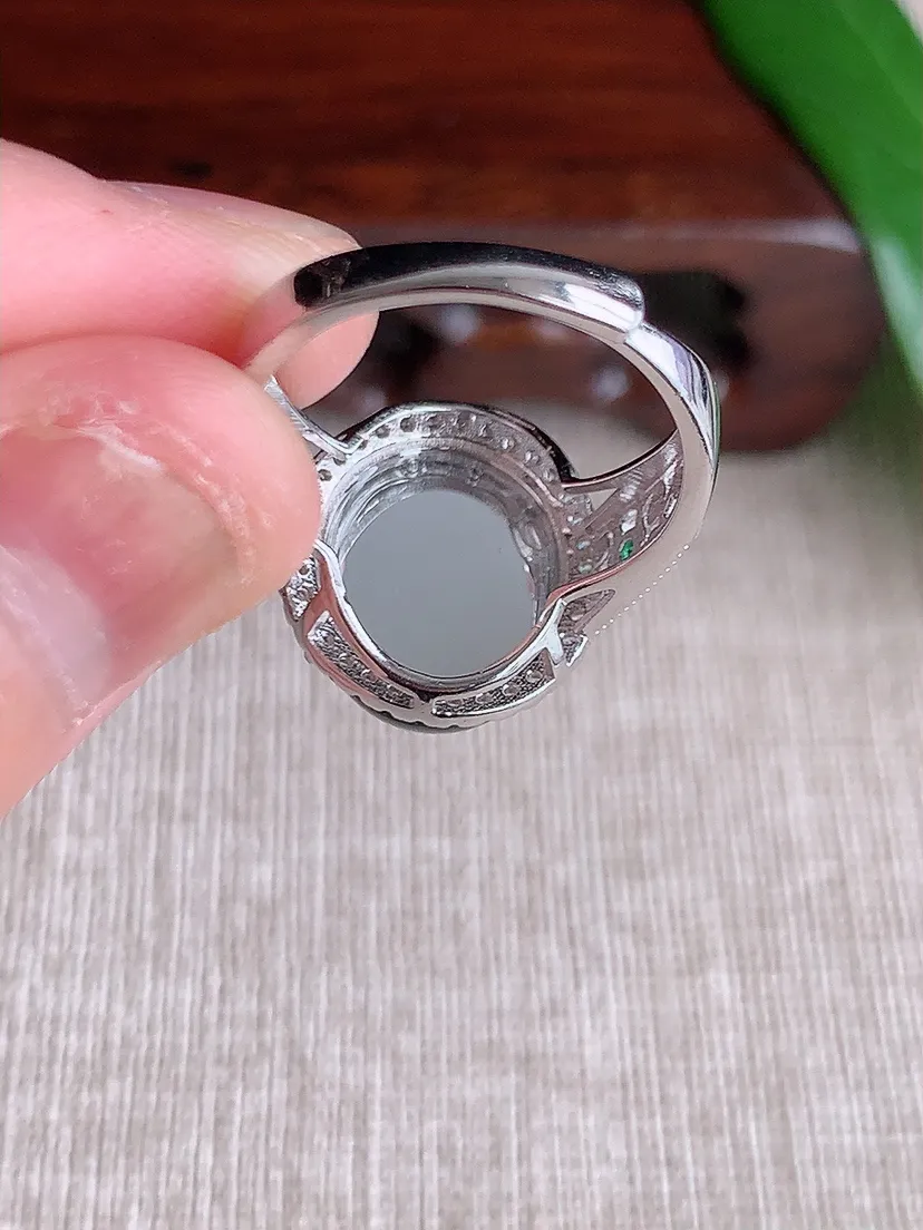 天然A货翡翠925银镶嵌满绿蛋面戒指 圈口可调节 尺寸14.6×11mm 重量3.76g 0627