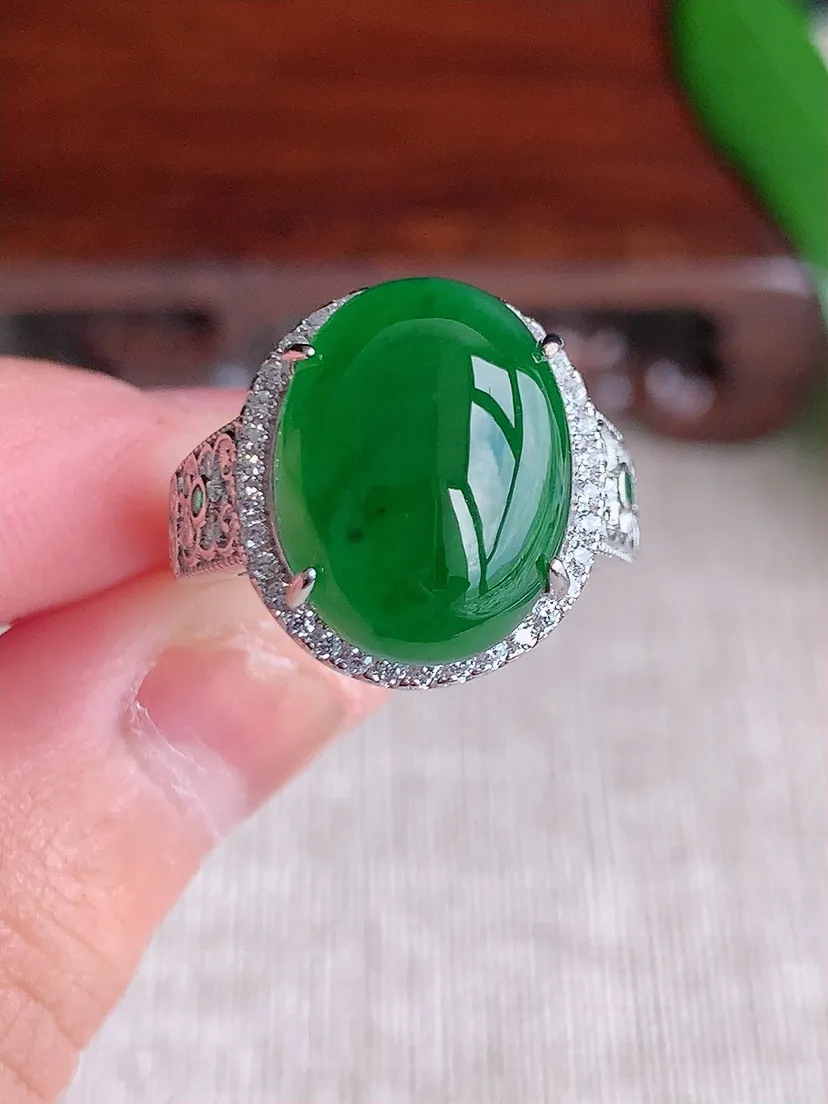 天然A货翡翠925银镶嵌满绿蛋面戒指 圈口可调节 尺寸14.6×11mm 重量3.76g 0627