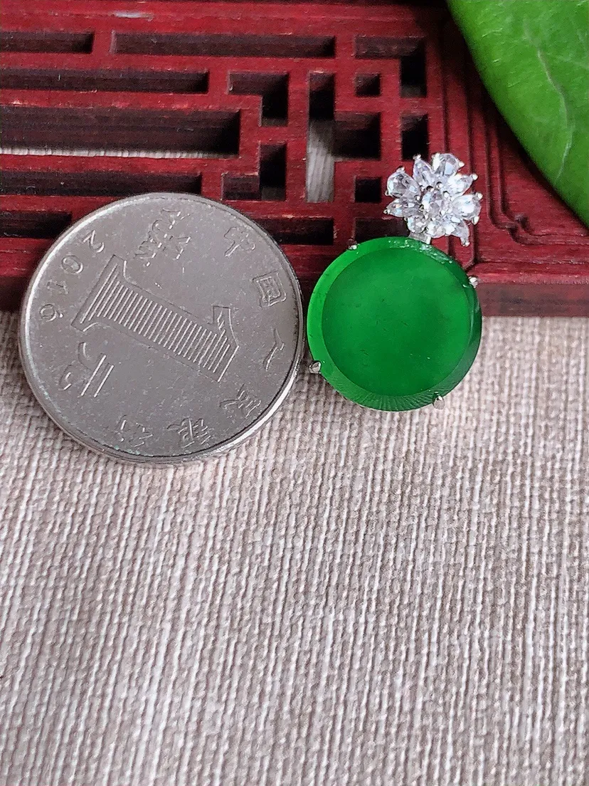 天然A货翡翠925满绿无事牌吊坠尺寸22.4×15×4m量4.58g 0627