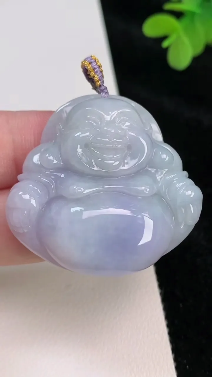 天然A货翡翠紫罗兰佛公吊坠，尺寸37.6-40.5-10.4，重量:25.00g
6月27日