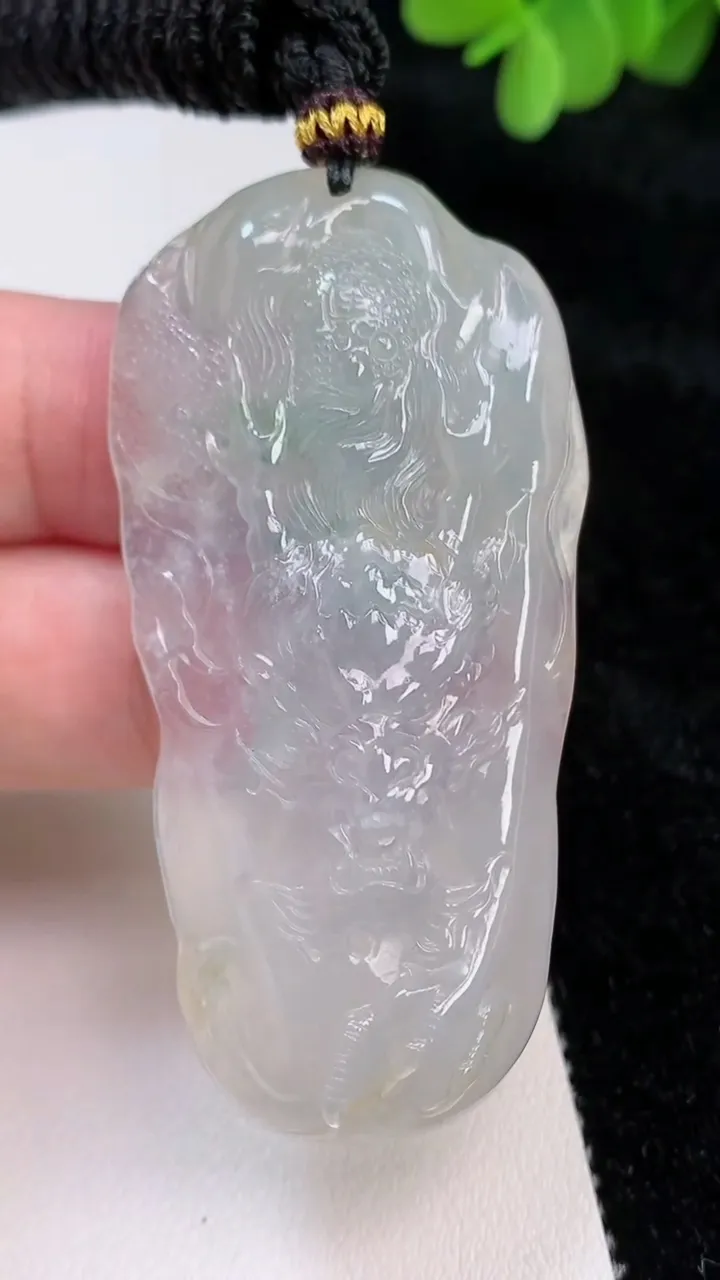 天然A货翡翠飘花龙牌吊坠，尺寸63-31-9，重:29.64g
6月27日