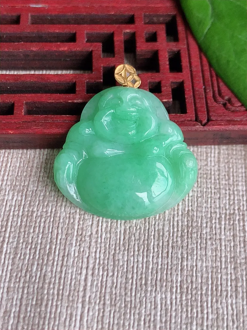 天然A货翡翠冰润18K金扣头甜绿佛公吊坠 尺寸28.7×24×26×4.5m量4.52g 0627