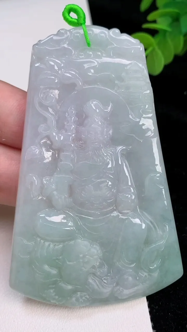 天然A货翡翠托塔天王吊坠，尺寸8297-53-5.2，重量:47.82g
6月27日