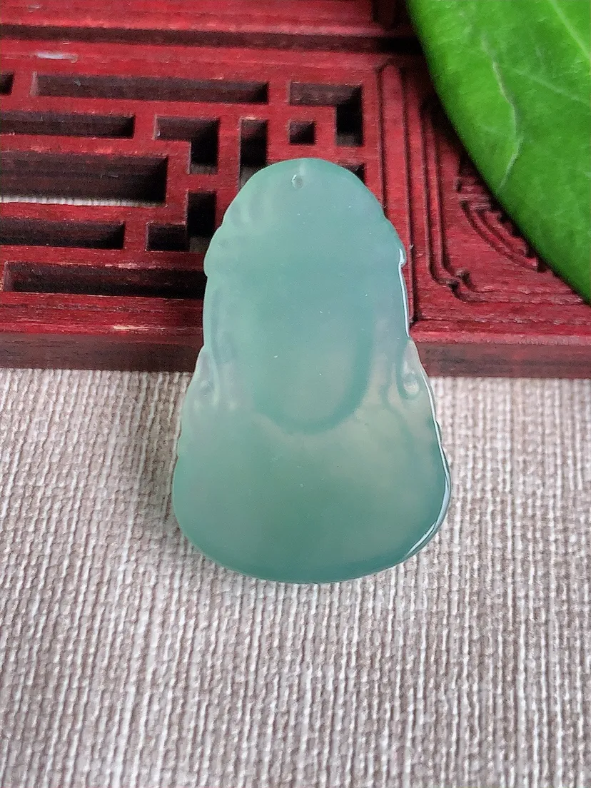 天然A货翡翠冰润晴底观音吊坠尺寸34.8×21.3×5.7m量7.60g 0627