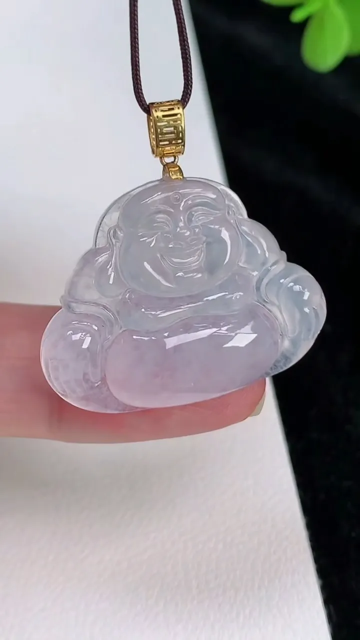 天然A货翡翠种佛公吊坠，尺寸23.8-31.6-5.6，重量:7.26g
6月28日