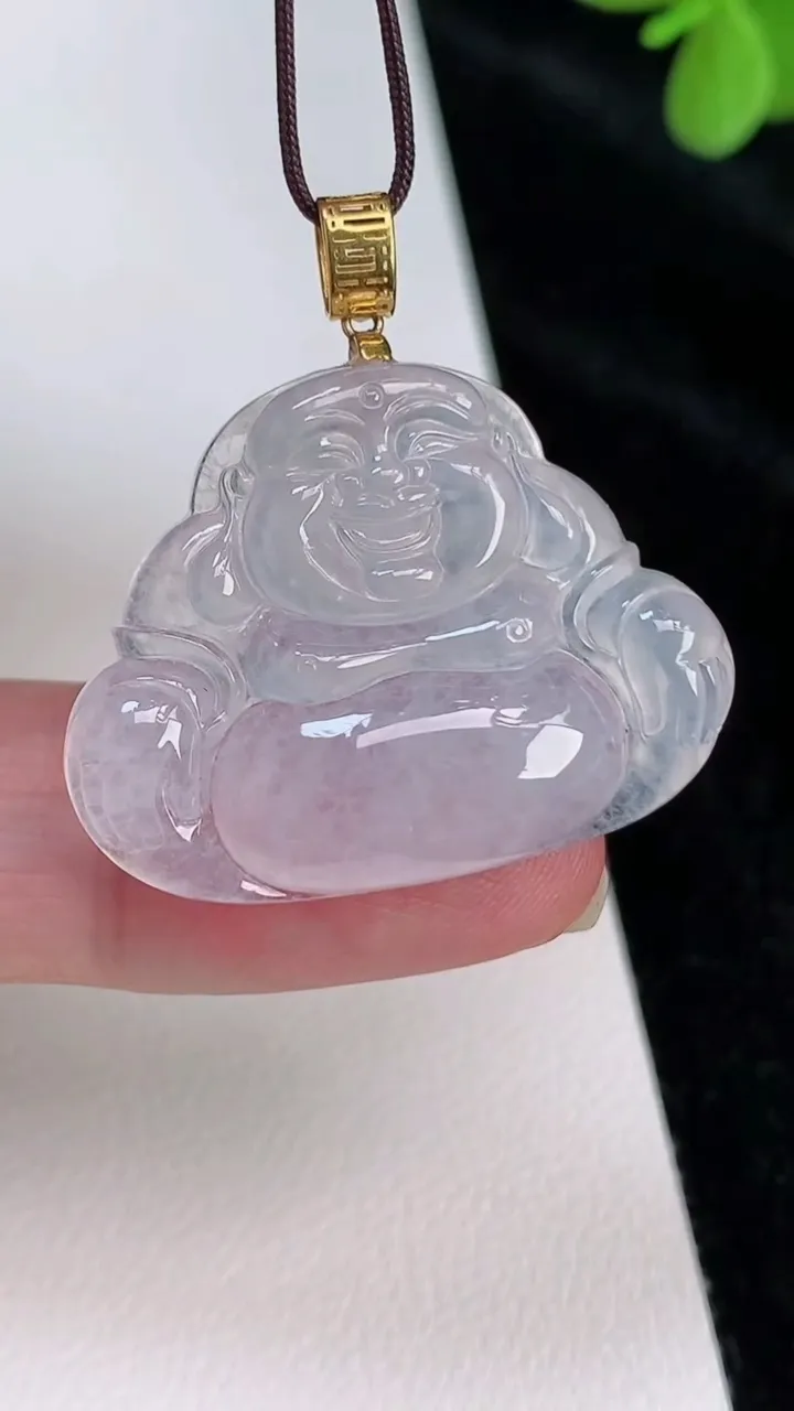 天然A货翡翠种佛公吊坠，尺寸23.8-31.6-5.6，重量:7.26g
6月28日