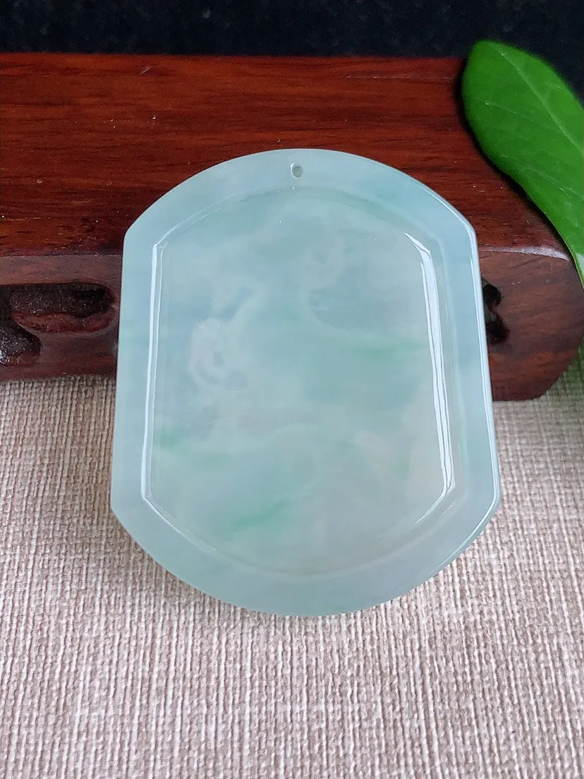 天然A货翡翠晴水生肖羊吊坠尺寸49.5×41.2×5.5m量25.26g 0627