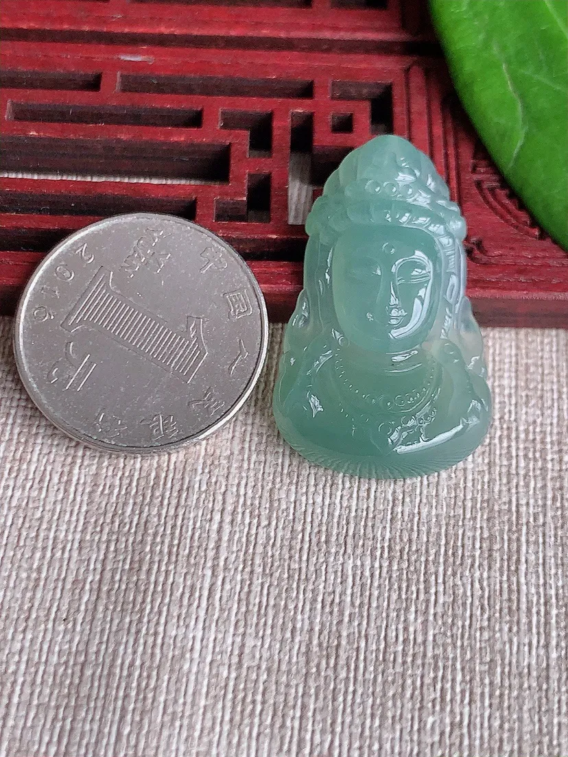 天然A货翡翠冰润晴底观音吊坠尺寸34.8×21.3×5.7m量7.60g 0627