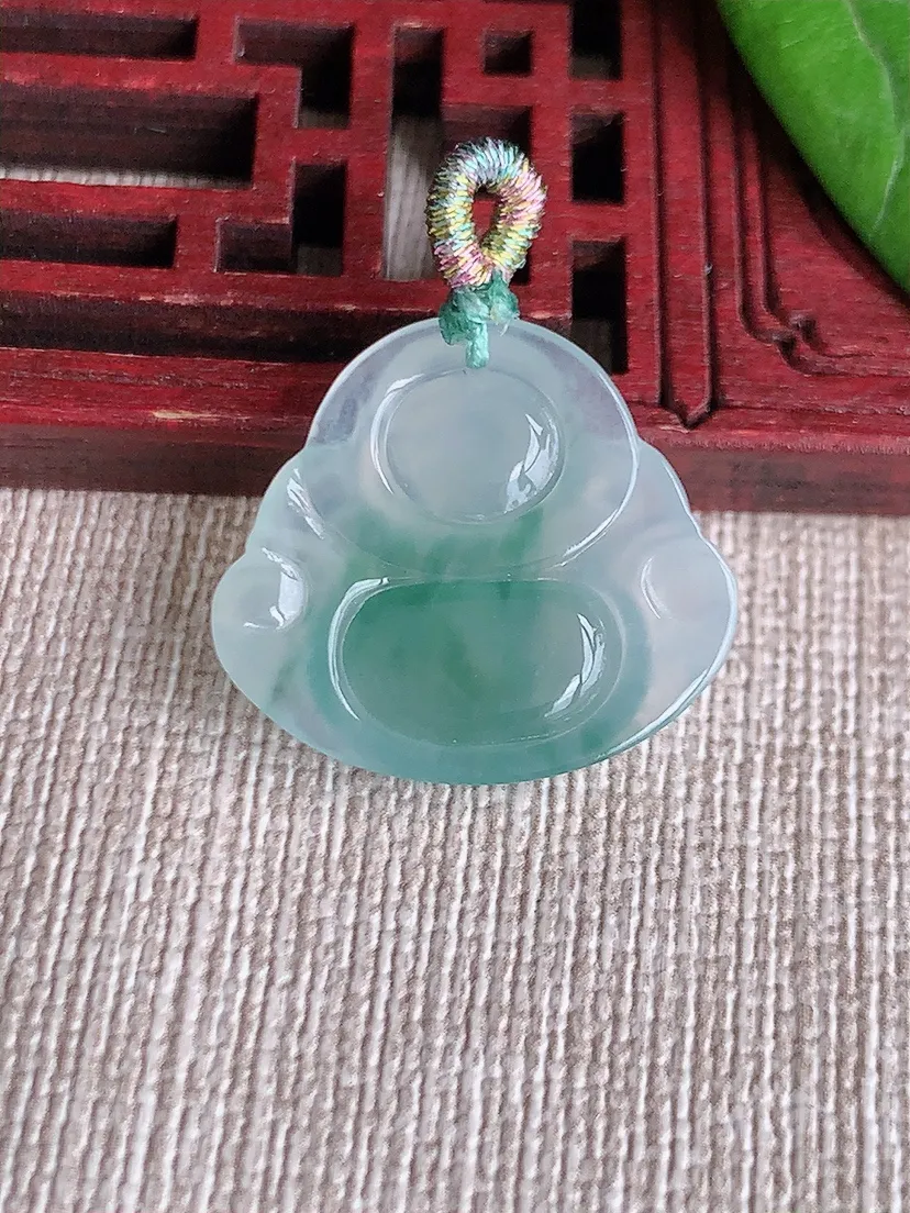 天然A货翡翠飘花佛公吊坠尺寸19.8×22.4×4.5m量3.14g 0627