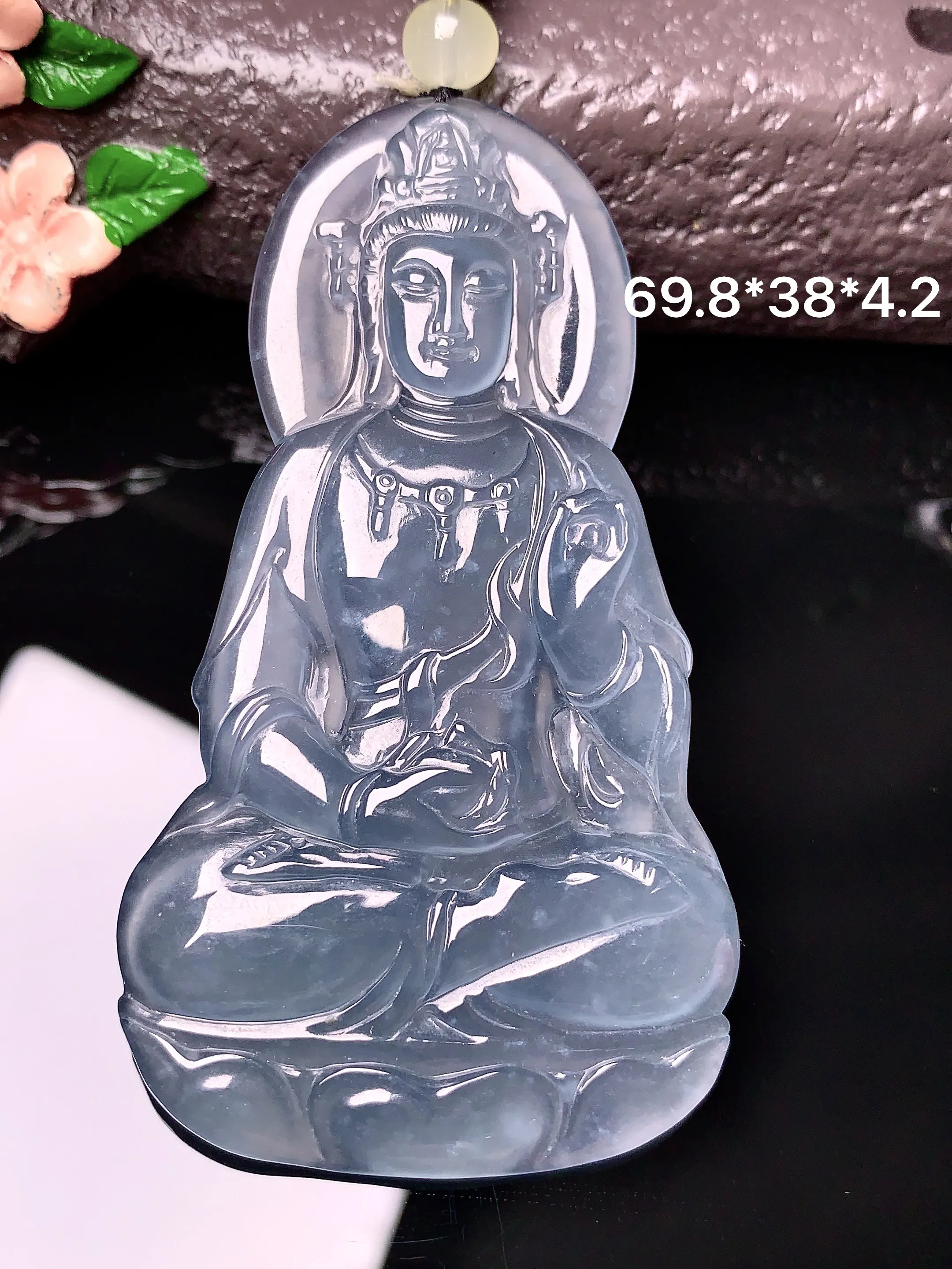 冰种观音吊坠 玉质细腻 色泽艳丽  整体尺寸69.8*38*4.2