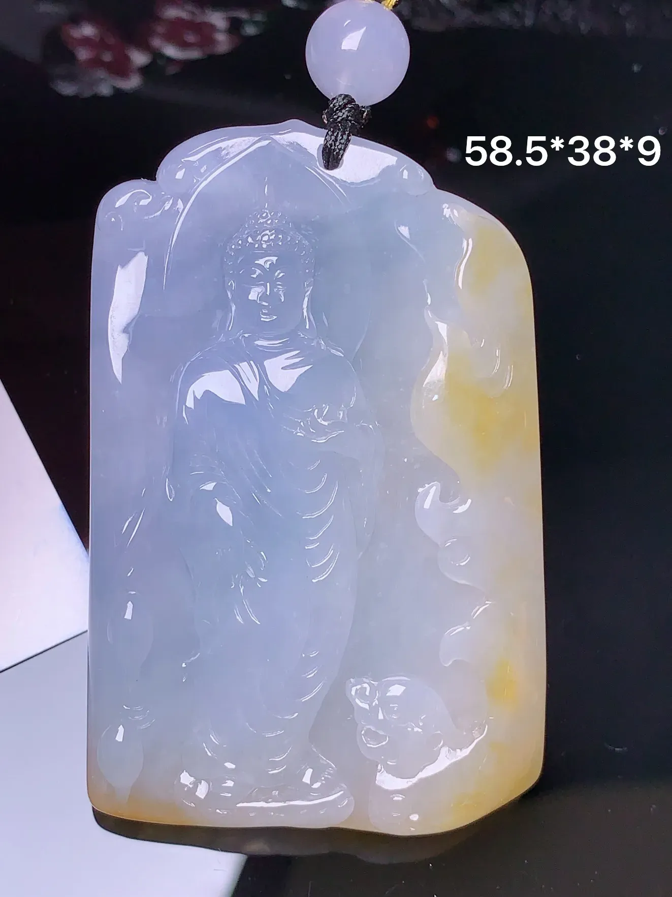 飘黄翡如来佛祖吊坠 玉质细腻 色泽艳丽  整体尺寸58.5*38*9