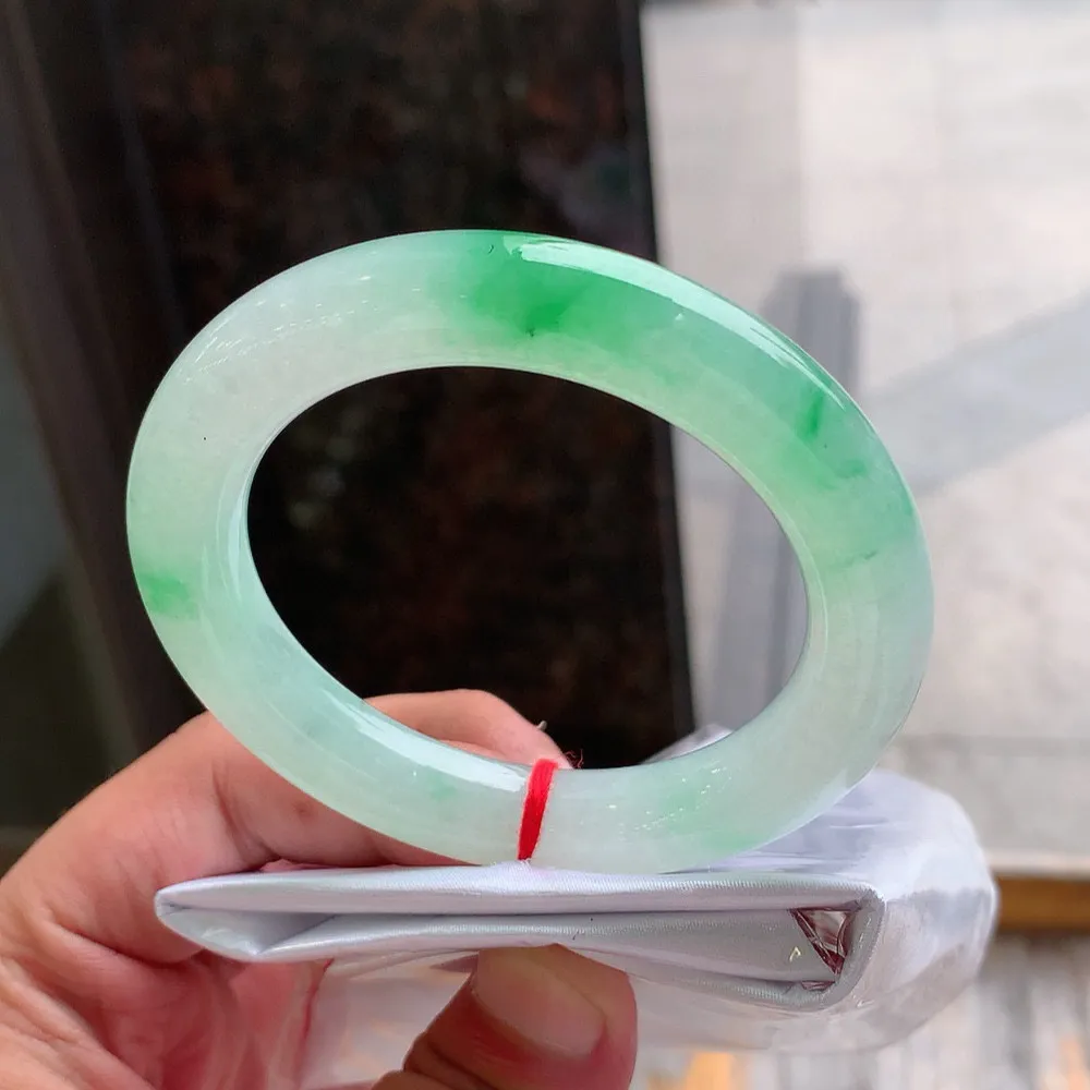 圆条高冰阳绿 一丝棉线 尺寸:53.6/11 种色俱佳️️