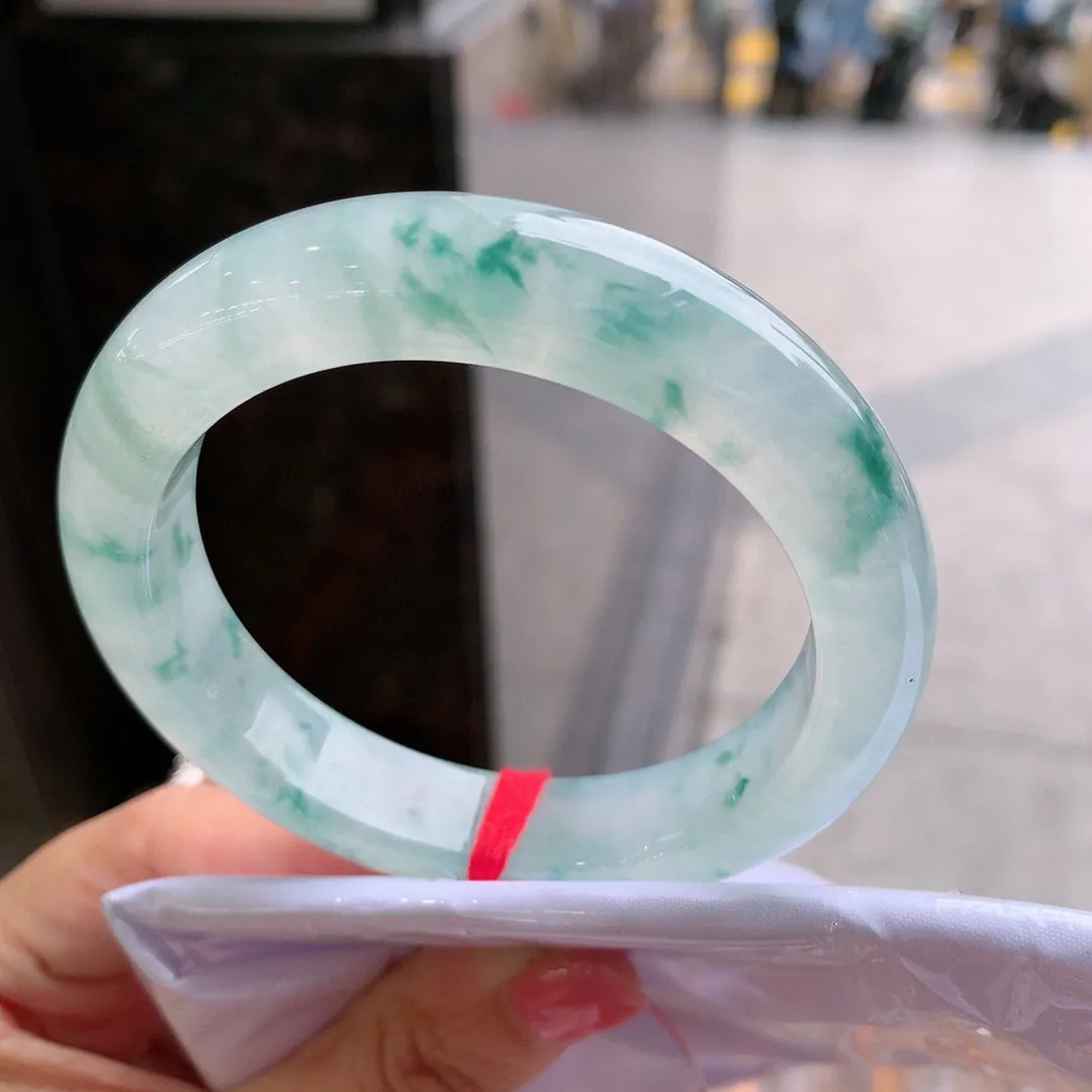 正圈冰玻飘花 无瑕 尺寸:56.9/12.3/9.6 花美 种水好