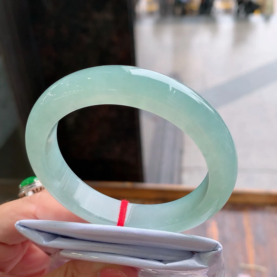 正圈高冰蓝绿 无瑕 尺寸:55.2/12/8.7 种水好️️