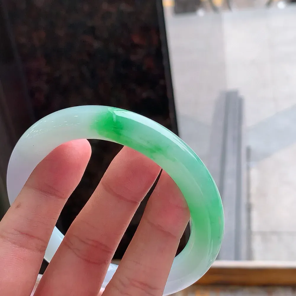 圆条冰春彩 无瑕 尺寸:60.8/11.2 种色兼备