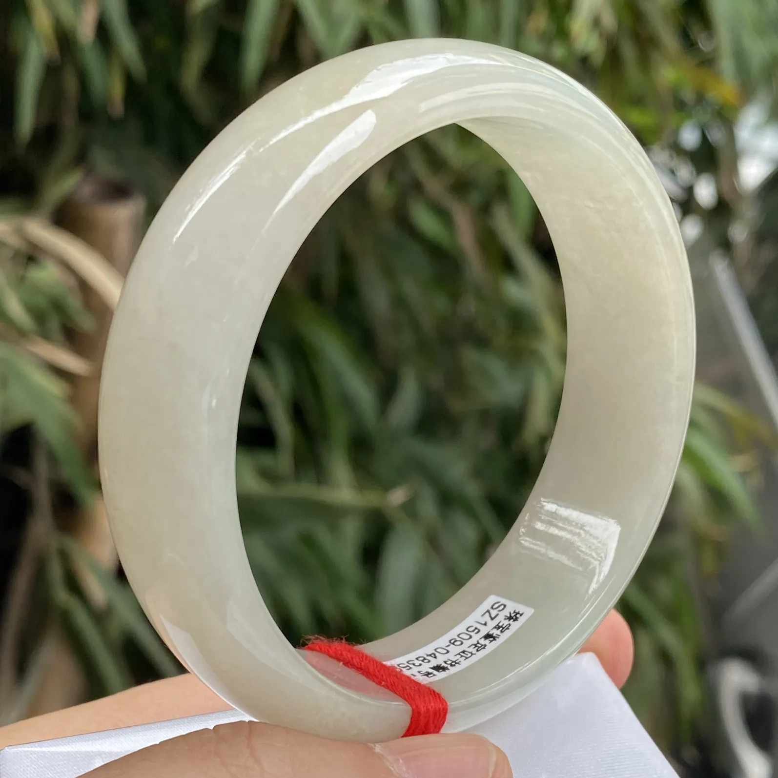 推荐【61.3圈淡金色镯】大圈口，水水润润，细腻，种老水头好，特色黄翡镯，细腻～61.3*18.6*8