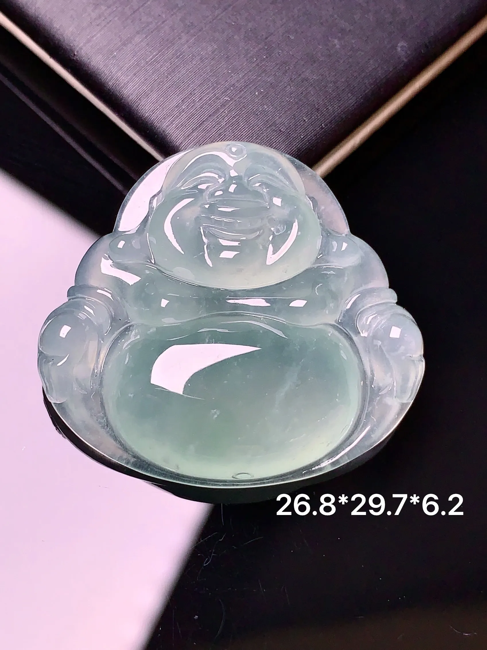 冰种佛公吊坠 玉质细腻 色泽艳丽  整体尺寸26.8*29.7*6.2