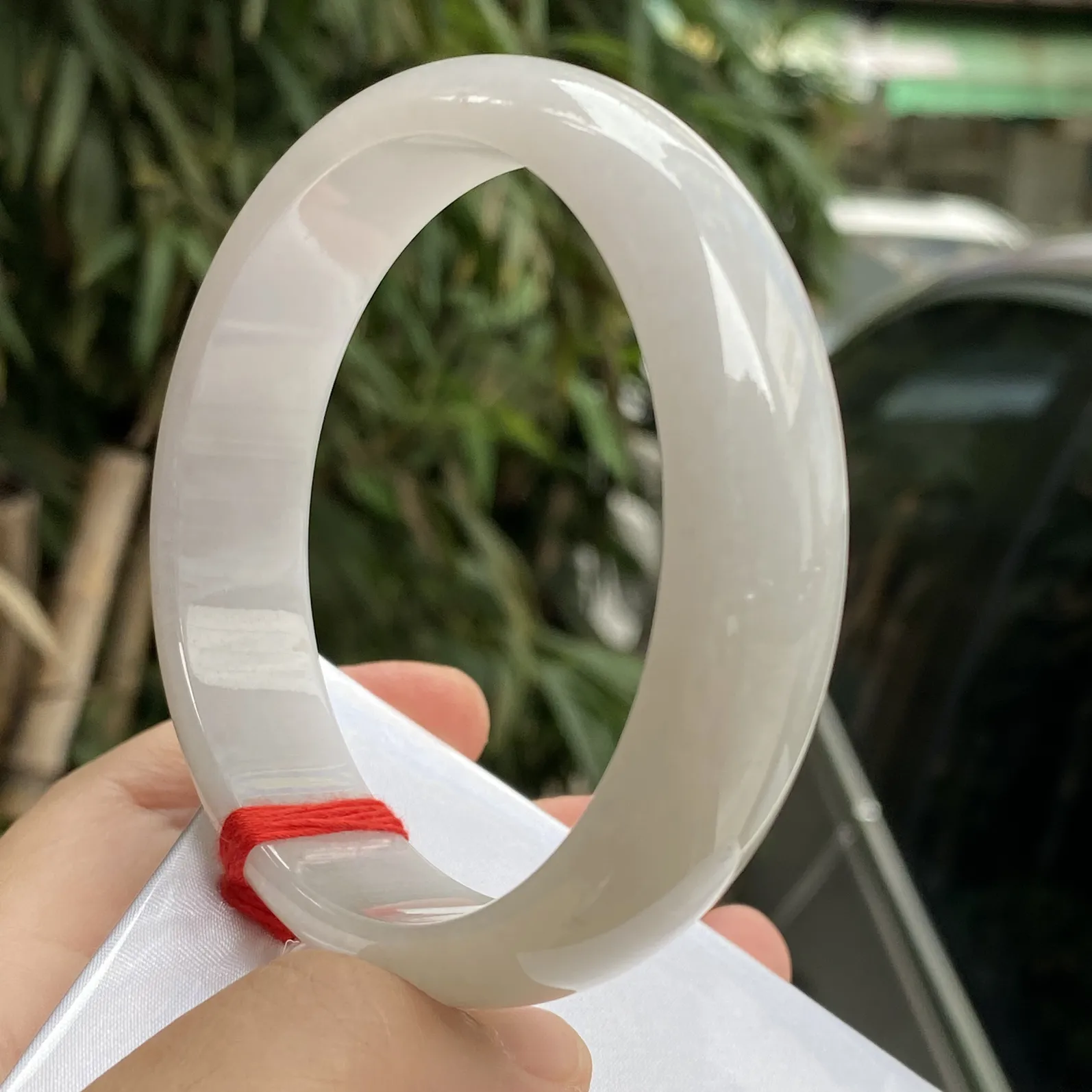 推荐【62圈淡粉镯】淡粉带金黄，大圈口，水水润润，细腻，种老水头好，特色黄翡镯，细腻～～62*16.5*8