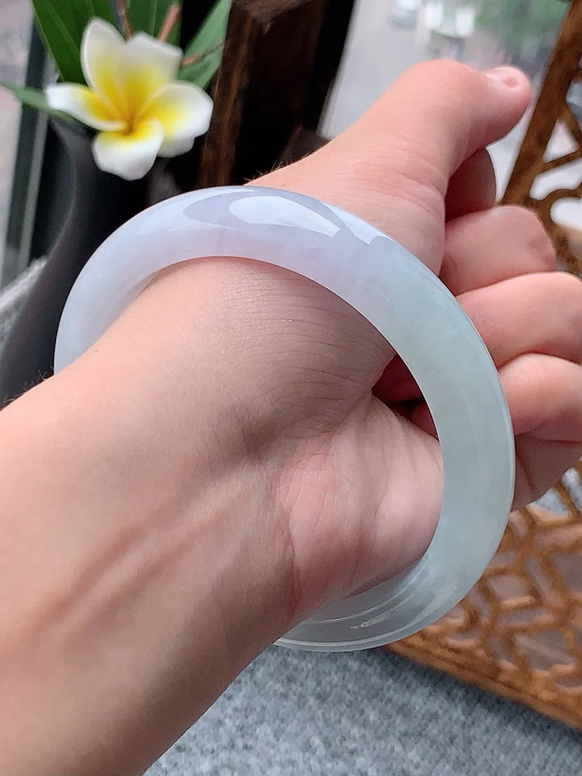 a货翡翠老坑晴水淡紫罗兰正装正圈手镯61-62大圈口 尺寸61×12×8.5mm 重量67.48g 0531