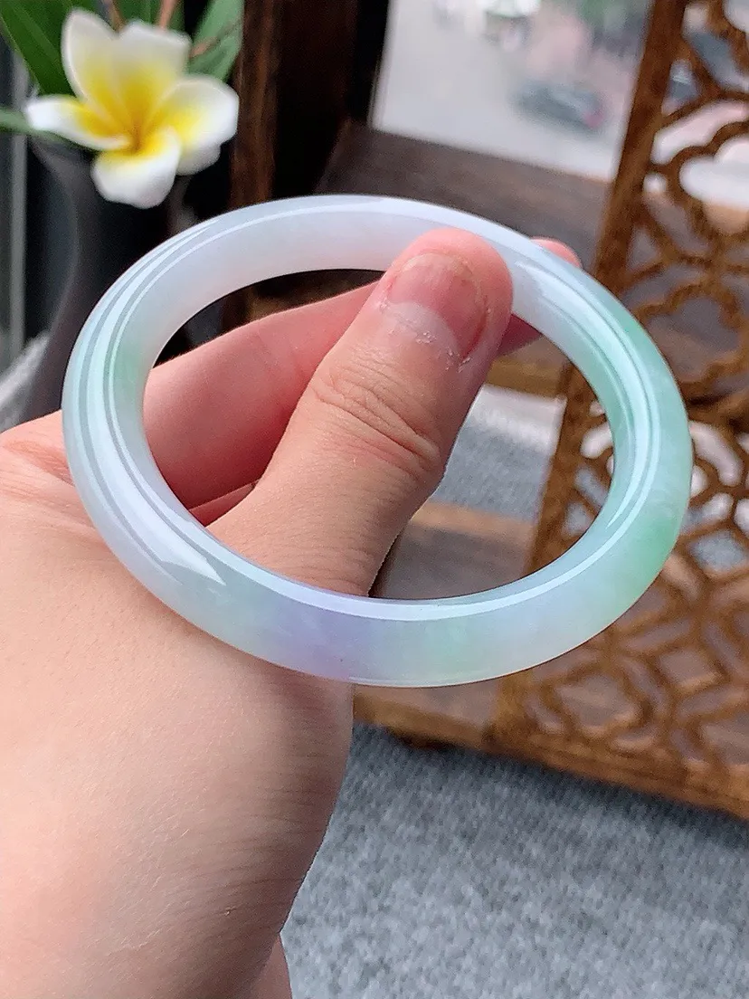 a货翡翠老坑春彩紫罗兰飘绿圆条手镯54-55圈口 尺寸54×8.5mm 重量40.79g 0531