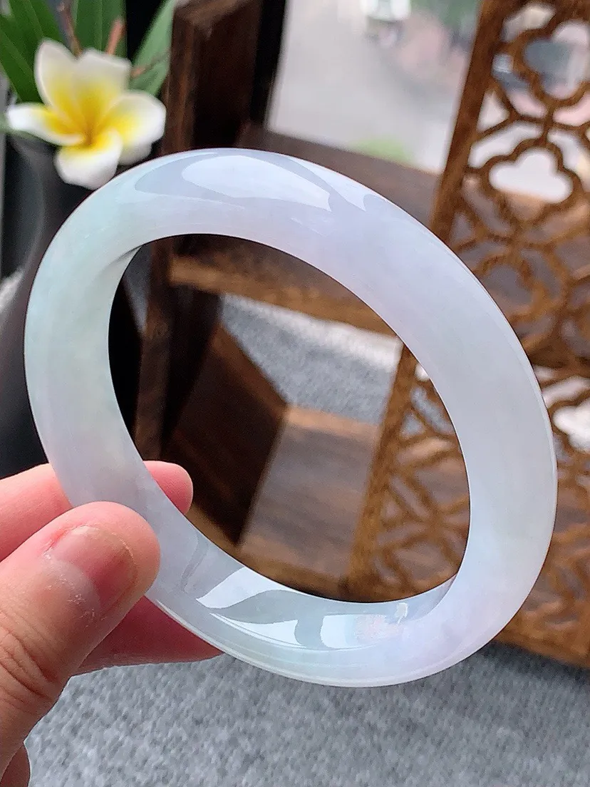 a货翡翠老坑晴水淡紫罗兰正装正圈手镯61-62大圈口 尺寸61×12×8.5mm 重量67.48g 