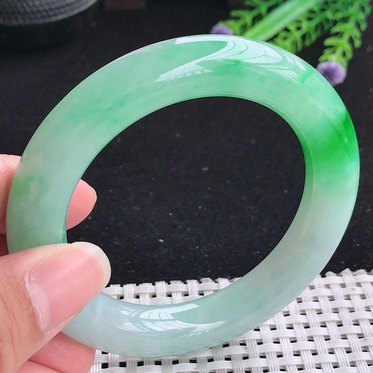 自然光55圈口老坑冰润起胶飘阳绿胖圆条手镯翡翠玉镯尺寸55/11.8/11.5