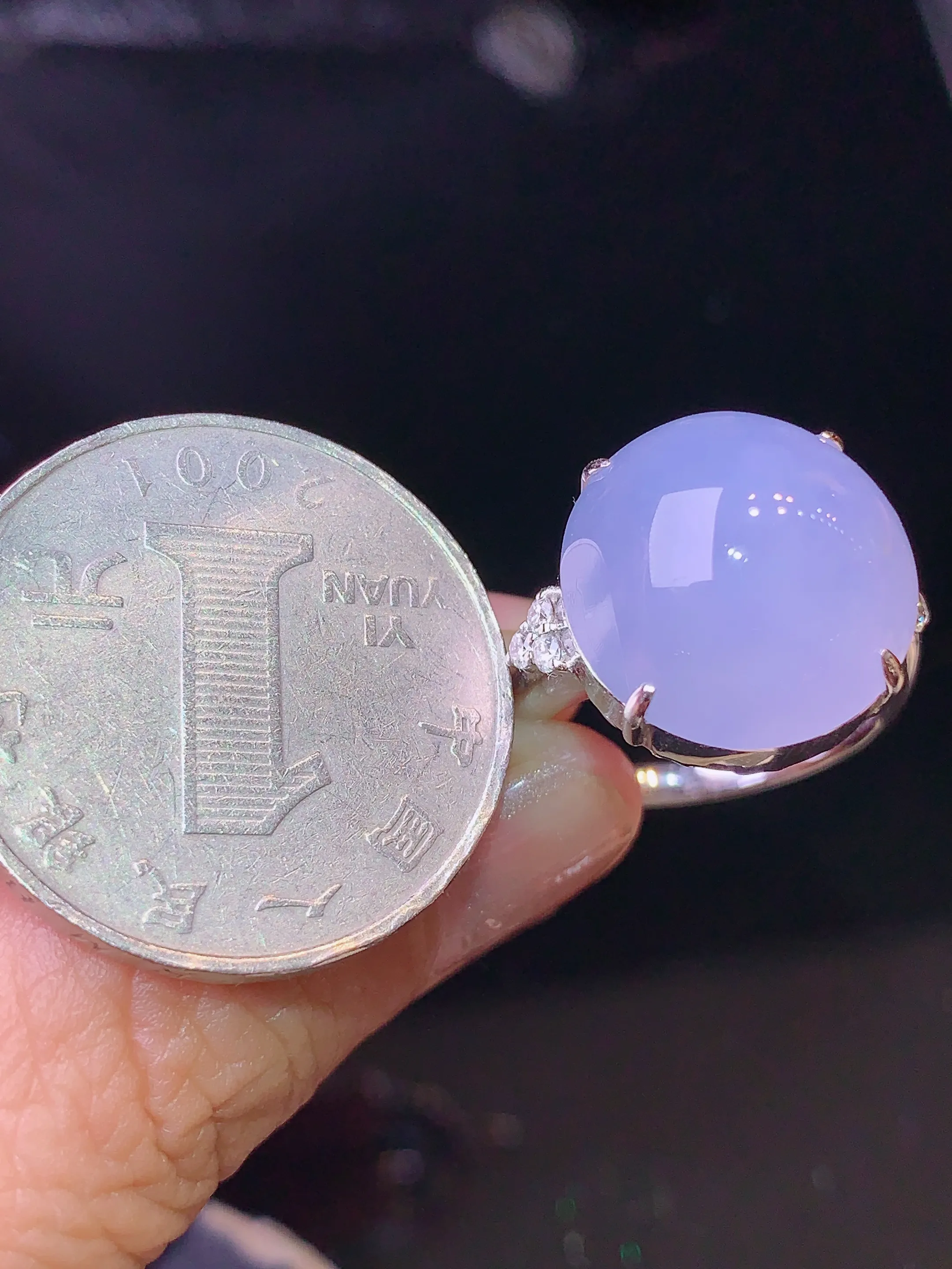 18k金钻镶嵌紫罗兰蛋面戒指 玉质细腻 色泽艳丽  圈口14 整体尺寸15.7*14.8*12